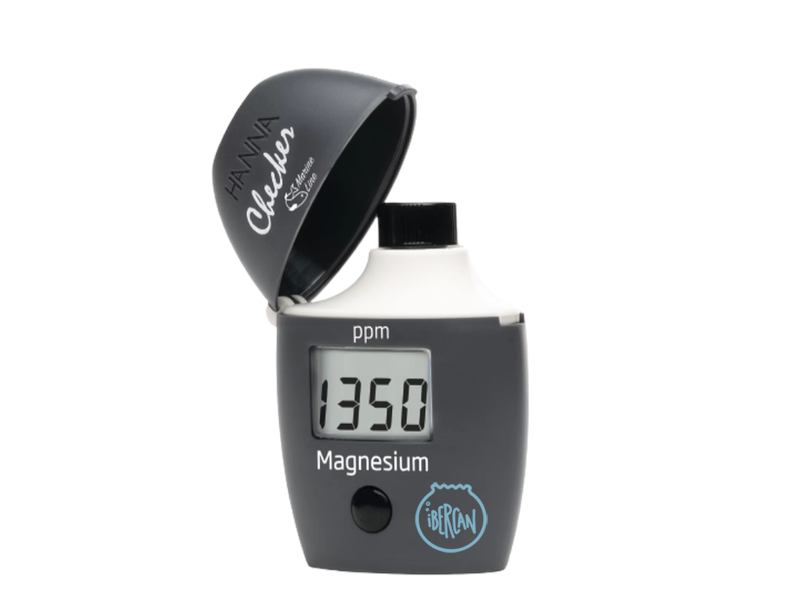 El medidor de bolsillo Checker HANNA HI719, es un colormetro digital para realizar test de Magnesio