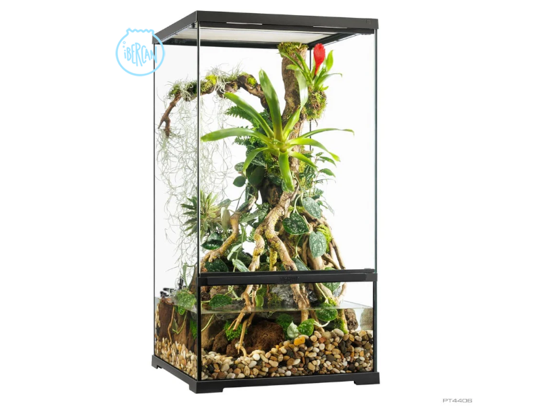 El Paludarium Pro de Exo Terra con zonas acu�ticas., terrestres y verticales. 